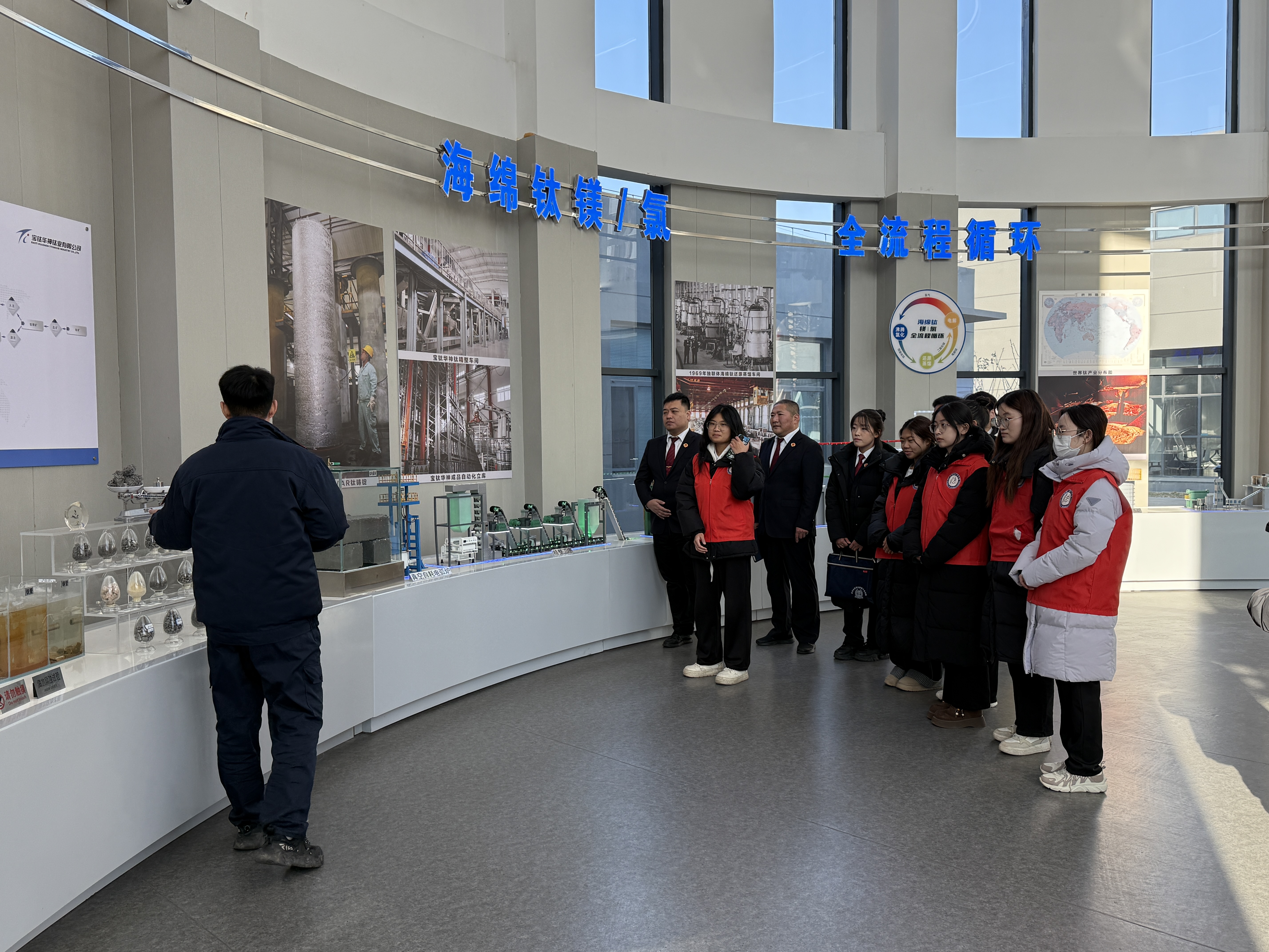 弘扬宪法精神，护航企业发展|锦州市太和区人民检察院走进企业开展宪法宣传主题活动